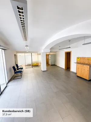 5-Zimmer-Gewerbeimmobilie mieten in Feldkirchen – 121 m², € 1.300 – Bild 4 von 11