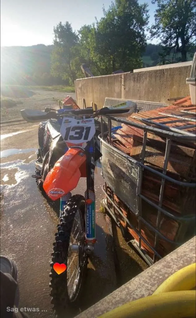 KTM 125