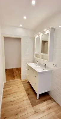 Ruhige 3 Zimmer mitten im 8. – Bild 2