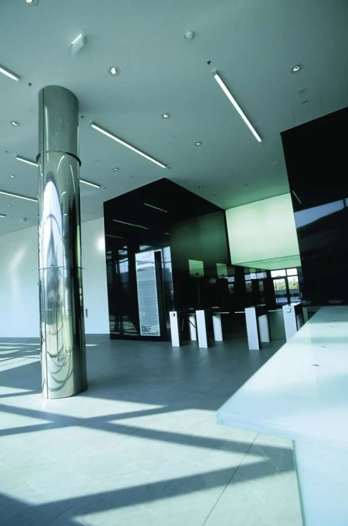 Saturn Tower - Vista 3
