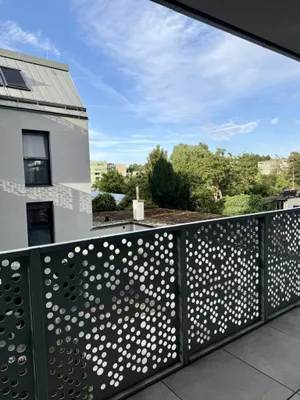 Hofseitige 2-Zimmer-Neubauwohnung mit großzügigem Balkone - U1 Kagraner Platz, photo 1