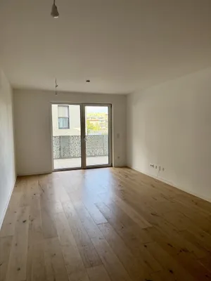 Hofseitige 2-Zimmer-Neubauwohnung mit großzügigem Balkone - U1 Kagraner Platz, photo 2