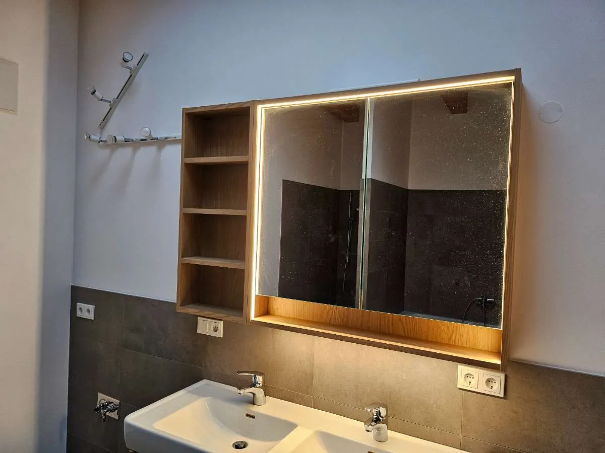 IKEA Badezimmermöbel - Kombination Wandschrank/ Spiegelschrank/ Hochschrank, € 590,- (4600 Wels)
