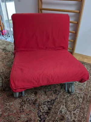 Ikea Lycksele Schlafsofa / Schlafsessel / Gästebett klappbar 1er rot, € 50,- (8010 Geidorf)