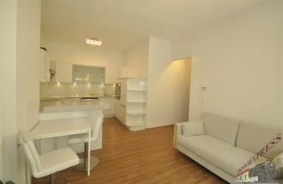 2-Zimmer-Wohnung mieten in Sankt Pölten – 47 m², € 879 – Bild 1 von 11