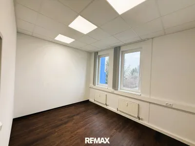 4-Zimmer-Gewerbeimmobilie mieten in Linz Land – 150 m², € 1.930 – Bild 4 von 9