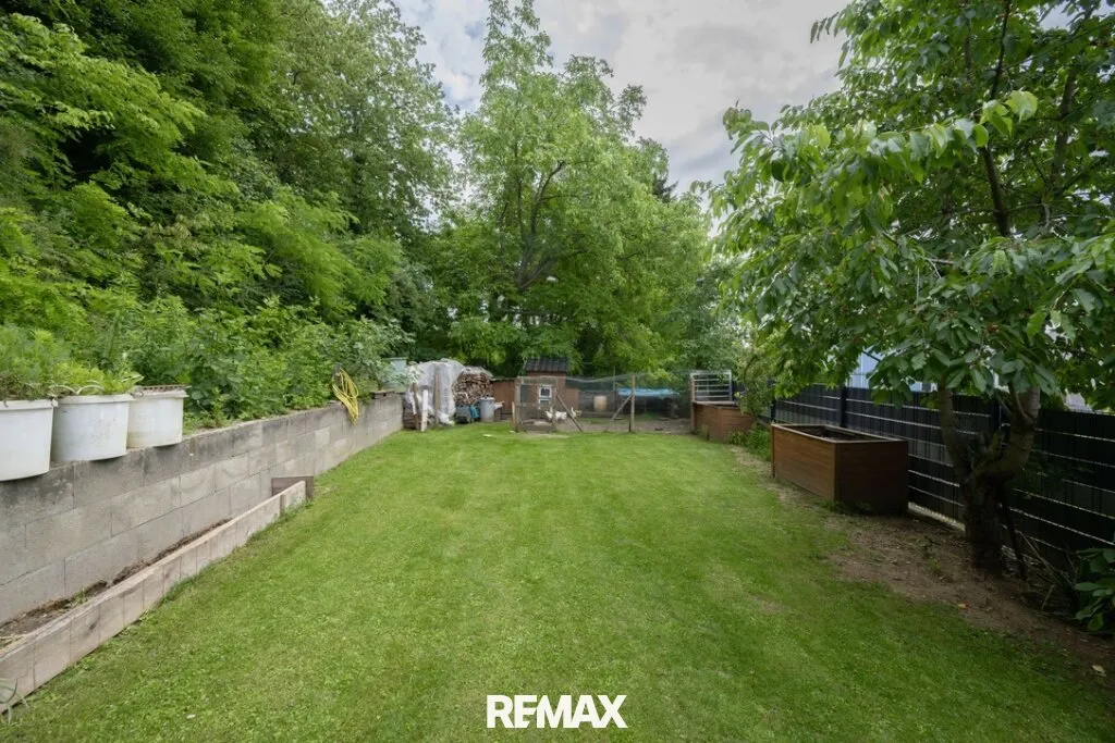 Einfamilienhaus mit Garten und Garage im Zentrum von Sierning! - Ansicht 3