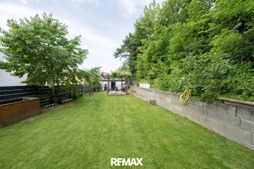 Einfamilienhaus mit Garten und Garage im Zentrum von Sierning! - Ansicht 2