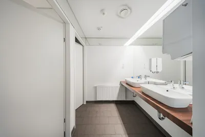 9-Zimmer-Gewerbeimmobilie mieten in Wien – 563 m², € 10.831 – Bild 23 von 26