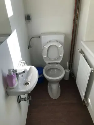 1-Zimmer-Gewerbeimmobilie mieten in Baden – 104 m², € 1.400 – Bild 5 von 5