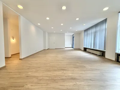 1-Zimmer-Gewerbeimmobilie mieten in Wien – 64 m², € 2.237