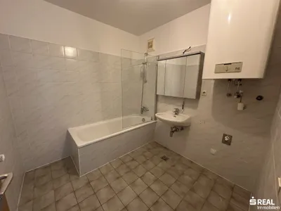 Wohnung kaufen in Klagenfurt Land – 71,44 m², € 90.000 – Bild 3 von 12