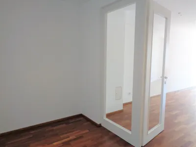 2-Zimmer-Wohnung mieten in Linz – 61 m², € 894 – Bild 4 von 11