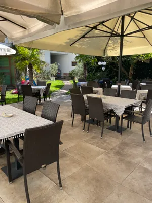 6-Zimmer-Gewerbeimmobilie mieten in Jennersdorf – 300 m², € 2.332 – Bild 4 von 5