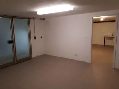 4-Zimmer-Gewerbeimmobilie mieten in Graz – 130 m², € 660 – Bild 4 von 7