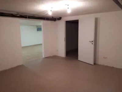 4-Zimmer-Gewerbeimmobilie mieten in Graz – 130 m², € 660 – Bild 3 von 7