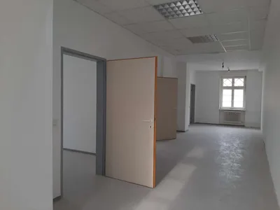 9-Zimmer-Gewerbeimmobilie mieten in Eisenstadt – 221 m², € 2.508 – Bild 6 von 14