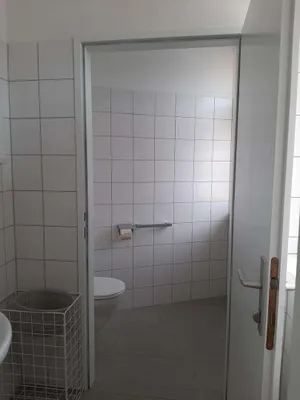 9-Zimmer-Gewerbeimmobilie mieten in Eisenstadt – 221 m², € 2.508 – Bild 13 von 14