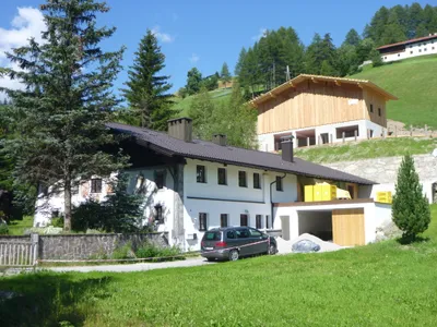 4-Zimmer-Wohnung mieten in Innsbruck-Land – 149 m², € 1.490 – Bild 1 von 16