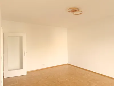 Helle 2-Zimmer-Wohnung mit Loggia - Erstbezug nach Renovierung, Privat, provisionfrei – Bild 3
