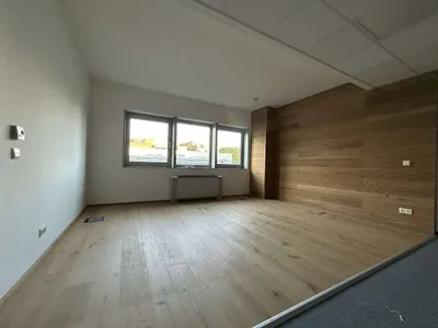 Gewerbeimmobilie mieten in Linz – 154 m², € 2.643 – Bild 9 von 20