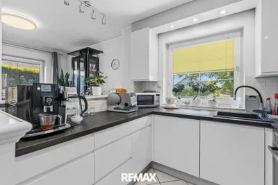 5-Zimmer-Haus kaufen in Baden – 130 m², € 590.000 – Bild 3 von 33