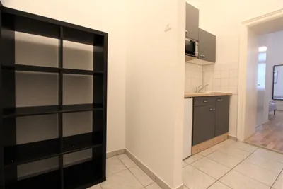 Traumhafte, schön möblierte 1-Zimmer-Wohnung in Bestlage! Kurzzeitvermietung! – Bild 3