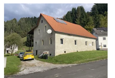 5-Zimmer-Haus kaufen in Graz-Umgebung – 292 m², € 235.000 – Bild 1 von 6