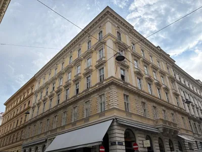 Arbeiten und Wohnen unter eine Dach mitten in der wunderschönen Innestadt von Wien!