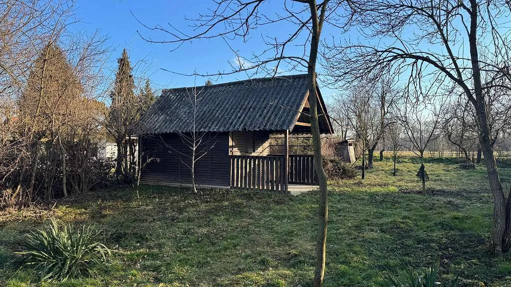 In Hövej, in Teil Szilvások ein 433 m² Grundstück mit kleinem Haus zu Verkauf - Ansicht 3