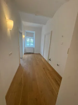7-Zimmer-Gewerbeimmobilie kaufen in Baden – 279 m², € 1.090.000 – Bild 12 von 56