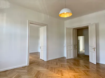 4-Zimmer-Wohnung mieten in Graz – 154 m², € 2.300 – Bild 6 von 8