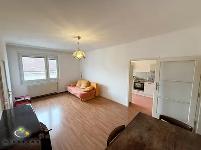 helle 2-Zimmer-Wohnung mit Weitblick - neben U-Bahnstation – Bild 3