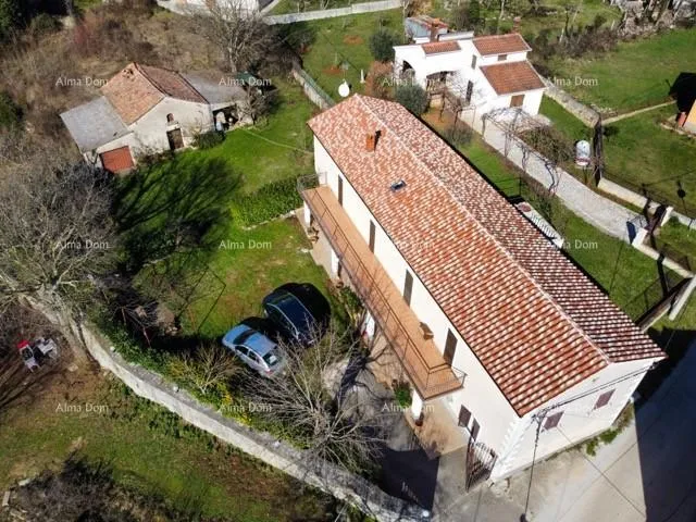 Haus Wir verkaufen ein großes freistehendes Haus mit einem geräumigen Hof! - Ansicht 3