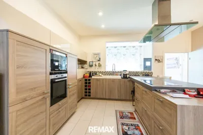 4-Zimmer-Haus kaufen in Neusiedl am See – 168 m², € 449.000 – Bild 4 von 26