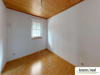 3-Zimmer-Haus kaufen in Gmunden – 95 m², € 196.000 – Bild 6 von 8