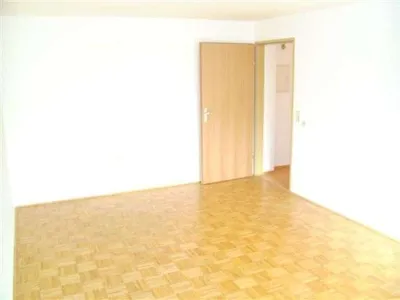 Wohnung mieten in Linz Land – 50 m², € 500 – Bild 4 von 6