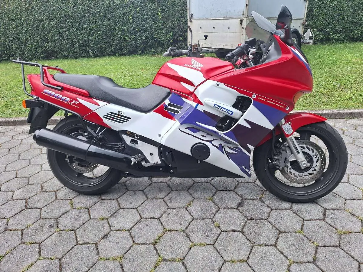 Honda CBR