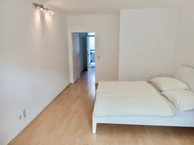 1-Zimmer-Wohnung mieten in Wien – 34 m², € 800 – Bild 2 von 7
