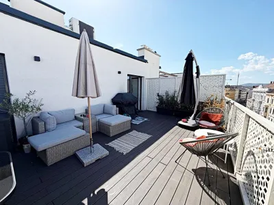 DACHTERRASSENHIT, klimatisiertes 71 m2 Dachgeschoß auf 2 Ebenen mit 51 m2 Terrassen, 2 Zimmer, Komplettküche, Wannenbad, Sechshauser Straße – Bild 2