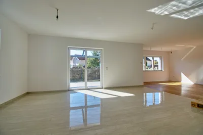 6-Zimmer-Haus mieten in Mödling – 203 m², € 2.995 – Bild 8 von 34