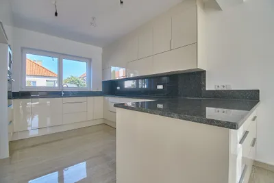 6-Zimmer-Haus mieten in Mödling – 203 m², € 2.995 – Bild 6 von 34