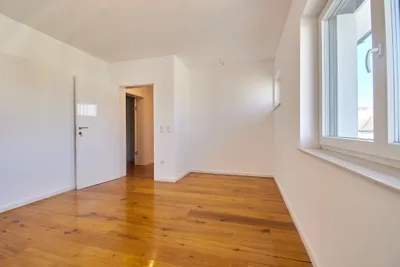 6-Zimmer-Haus mieten in Mödling – 203 m², € 2.995 – Bild 22 von 34