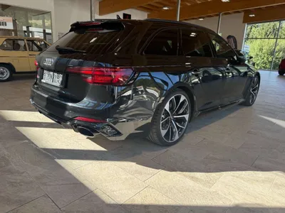 Audi A4 RS4 Avant Bild 16