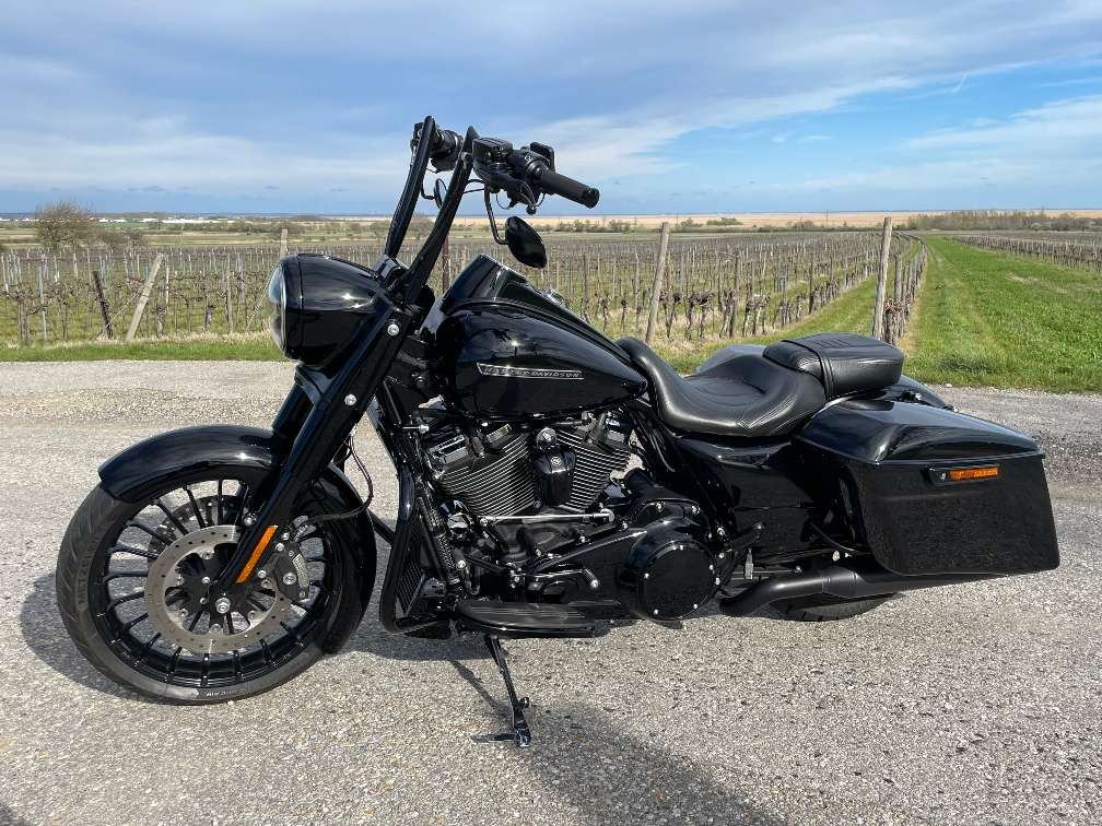 Harley-Davidson Road King Special, Vivid black, Bj. 2017 Tourer