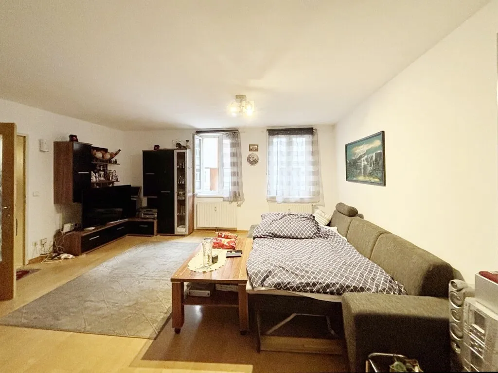 SUPER ANLAGE - ca. 3,540% Rendite - Wohnung und Garagen-Stellplatz - unbefristet vermietet ! - Widok 2