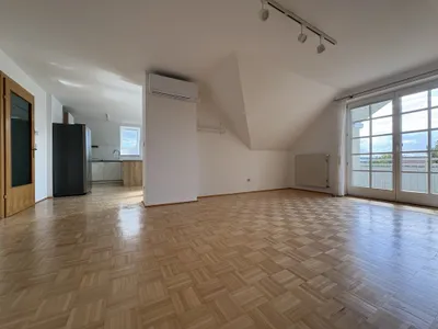 2-Zimmer-Wohnung kaufen in Ried im Innkreis – 88 m², € 305.000 – Bild 2 von 33