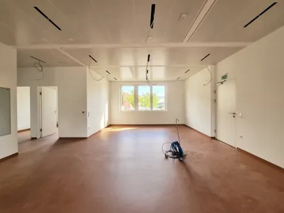 5-Zimmer-Gewerbeimmobilie mieten in Sankt Pölten Land – 114 m², € 1.438 – Bild 1 von 8