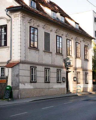 5-Zimmer-Gewerbeimmobilie mieten in Graz – 140 m², € 1.950 – Bild 2 von 9