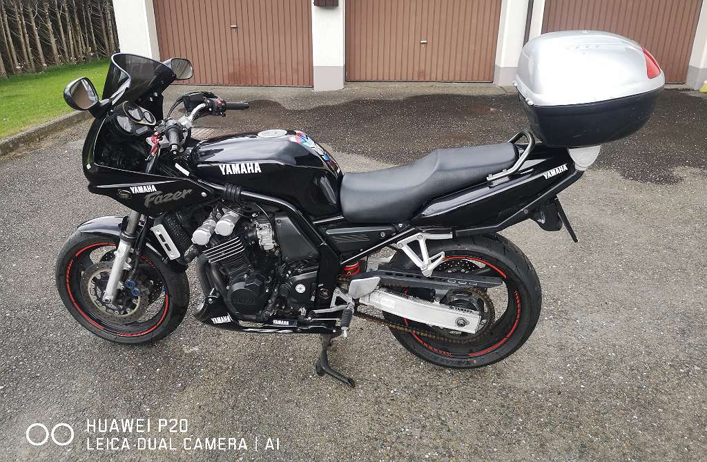 Yamaha FZS 600 Tourer